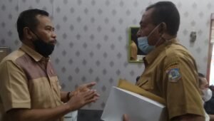 Syarifuddin Odang (kiri) dan Ketut Astana