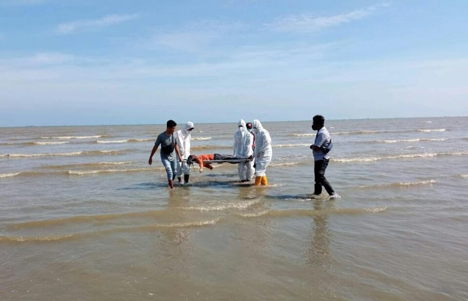 Berita Kaltim Terkini - Evakuasi jenazah ISW di perairan Tanjung Kabupaten Penajam Paser Utara