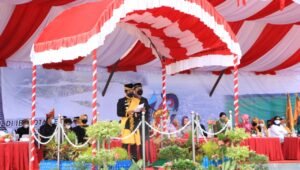 Suasana Upacara Peringatan Hari Jadi Kabupaten PPU ke 19, di halaman depan kantor bupati, Kamis (11/03).