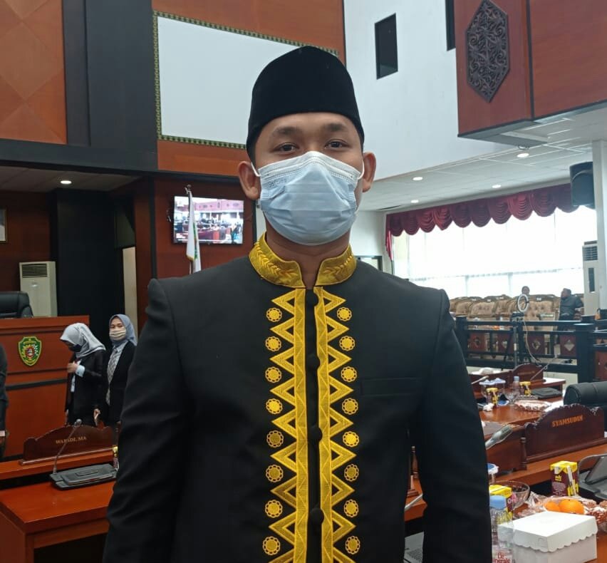 Anggota Komisi I DPRD PPU, Abdul Rahman Wahid memberikan apresiasi atas tindakan tegas pemerintah daerah dalam menghentikan proyek RDMP.