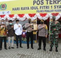 Wakapolda Kaltim Brigjen Pol Hariyanto kunjungi Posko Terpadu Pelabuhan Ferry Penajam, Sabtu (08/05).