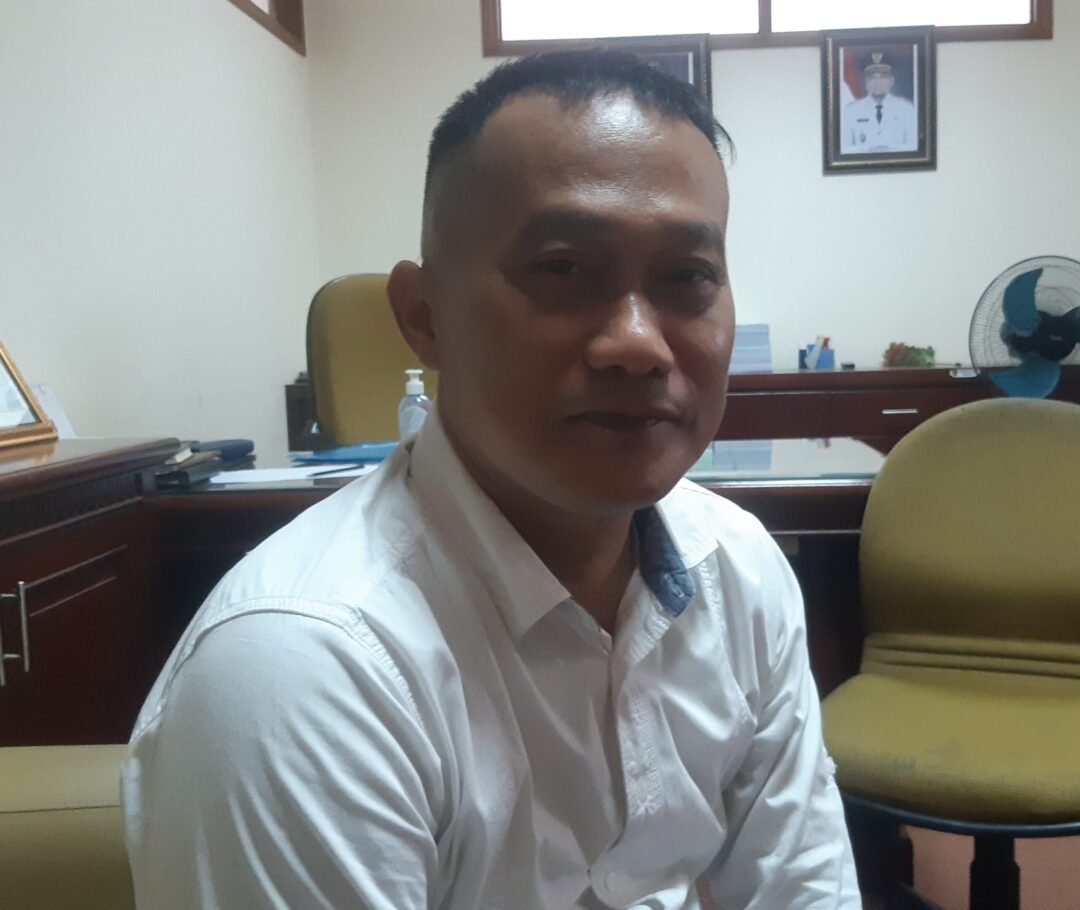 Kabag Hukum dan HAM Setkab PPU, Pitono saat ditemui diruanganya.