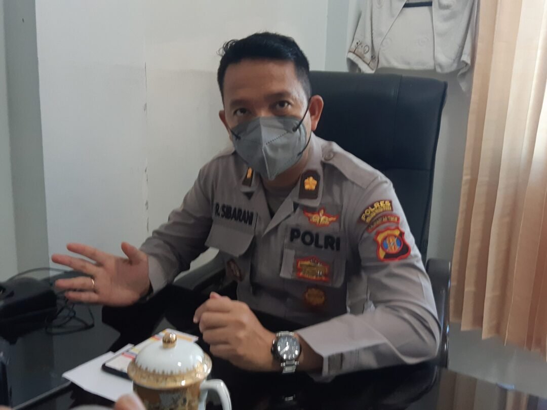 Kabag Ops Polres PPUKompol Ricky Sibarani