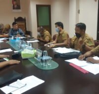 Rapat Dengar Pendapat antara DPRD PPU dengan dinas terkait, membahas keberadaan toko ritel modern, Senin (18/10/21)