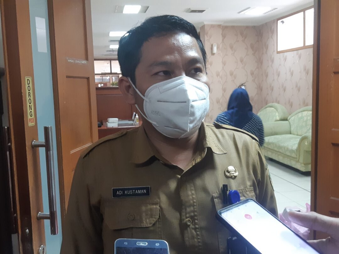 Sekretaris Camat (Sekcam) Sepaku, Adi Kustaman