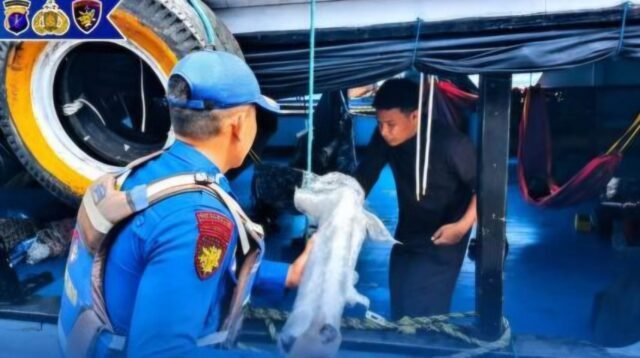 Ditpolairud Polda Kaltim Perkuat Pengamanan Pelabuhan Handil Terusan, Keselamatan Penumpang Jadi Prioritas Utama