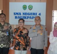 Bidhumas Polda Kaltim Gerbang Edukasi di SMAN 4 Balikpapan: Bongkar Bahaya Narkoba & Modus Licik Peredar Bidhumas Polda Kaltim Gerbang Edukasi di SMAN 4 Balikpapan: Bongkar Bahaya Narkoba & Modus Licik Peredar