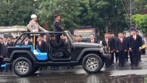 Guyuran Hujan Warnai Upacara HUT Bhayangkara ke-80 di Halaman Dome, Polda Kaltim Teguhkan Komitmen Kawal Pembangunan IKN