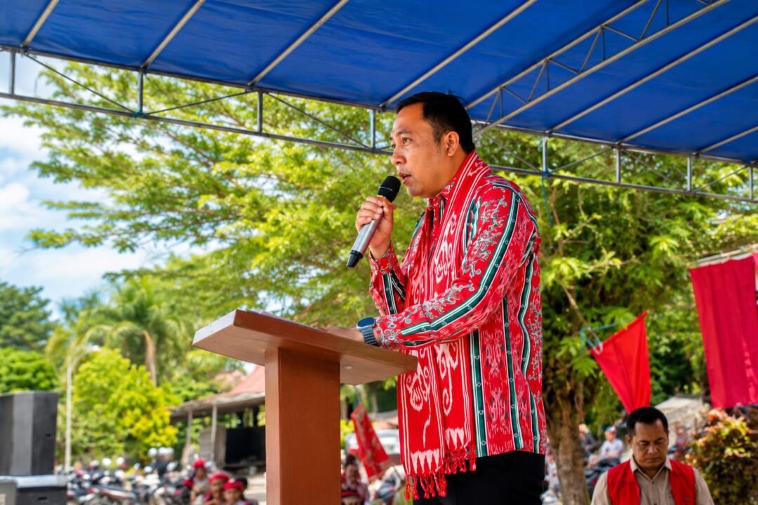 Bupati Resmikan Kantor Presidium Dewan Adat, Perkuat Peran Adat dalam Pembangunan Kubar