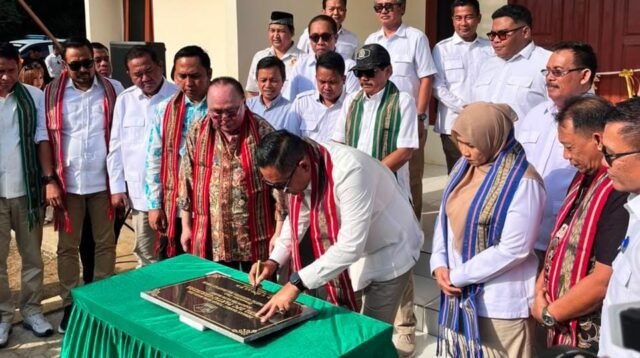 Hadiri Peresmian Kantor Gerindra Kubar, Bupati Ajak Sinergi Bangun Daerah