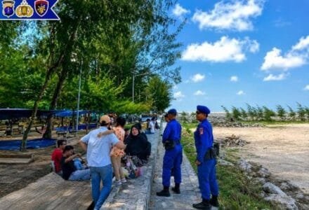 Ditpolairud Polda Kaltim Perketat Patroli Manggar–Lamaru: Jaga Keamanan Liburan, Tekankan Keselamatan Mutlak Bagi Wisatawan