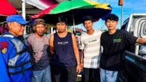 Polisi RW Ditpolairud Polda Kaltim Jemput Bola ke Handil Terusan: Sinergi Erat Kunci Kamtibmas Kondusif Polisi RW Ditpolairud Polda Kaltim Jemput Bola ke Handil Terusan: Sinergi Erat Kunci Kamtibmas Kondusif