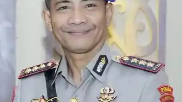 Jejak Pengabdian Kombes Pol Restika Pardamaean Nainggolan, Menakhodai Perairan dan Udara Kaltim dengan Hati dan Profesionalisme Jejak Pengabdian Kombes Pol Restika Pardamaean Nainggolan, Menakhodai Perairan dan Udara Kaltim dengan Hati dan Profesionalisme