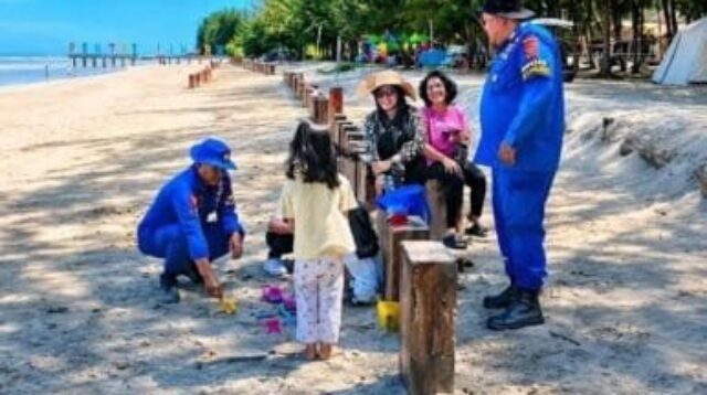 Antisipasi Kecelakaan Laut, Ditpolairud Polda Kaltim Perketat Pengamanan Pantai Manggar dan Lamaru Antisipasi Kecelakaan Laut, Ditpolairud Polda Kaltim Perketat Pengamanan Pantai Manggar dan Lamaru