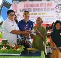 HUT ke-62 Kampung Sumber Sari, Bupati Minta Tata Kelola & Potensi Lokal Dioptimalkan HUT ke-62 Kampung Sumber Sari, Bupati Minta Tata Kelola & Potensi Lokal Dioptimalkan