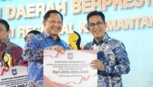 Balikpapan Sabet Kota Terbaik II Pengelolaan Sampah & Lingkungan Asri Se-Kalimantan Balikpapan Sabet Kota Terbaik II Pengelolaan Sampah & Lingkungan Asri Se-Kalimantan