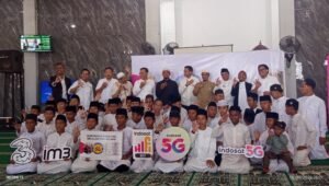 Teknologi Sebagai Jembatan, Indosat Perkuat Peran Masjid Melalui Program Masjid Berdaya di Seluruh Kalimantan Teknologi Sebagai Jembatan, Indosat Perkuat Peran Masjid Melalui Program Masjid Berdaya di Seluruh Kalimantan