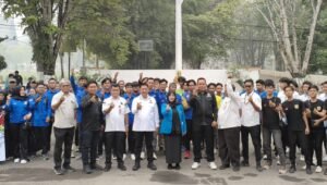 Kontingen KT HST Dilepas ke KKBWKT, Bupati Rizal: Jaga dan Terapkan Budaya "Supan" Demi Marwah HST Kontingen KT HST Dilepas ke KKBWKT, Bupati Rizal: Jaga dan Terapkan Budaya "Supan" Demi Marwah HST